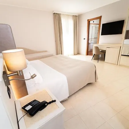 Hotel Falli