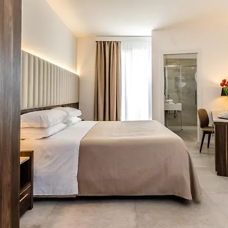 Hotel Falli 4*