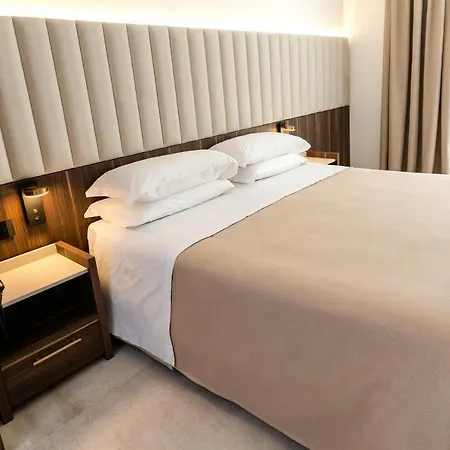 Falli 4* ポルト・チェザーレオ