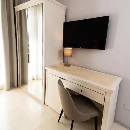 Hotell Falli Porto Cesareo