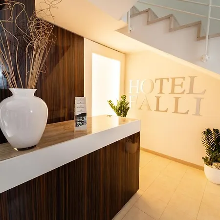 Hotell Falli Porto Cesareo