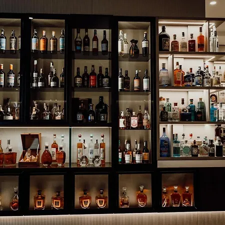 ホテル Falli ポルト・チェザーレオ