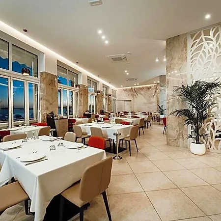 Hotell Falli Porto Cesareo